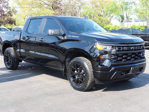 Used 2024 Chevrolet Silverado 1500 W/T w/ WT Fleet Convenience Package AWD/4WD image 4