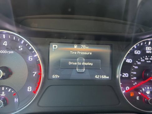 Used 2024 Kia Forte LXS image 14