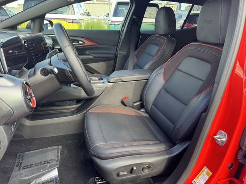 Used 2025 Chevrolet Equinox EV RS image 15