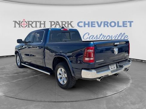Used 2022 RAM 1500 Laramie AWD/4WD image 5