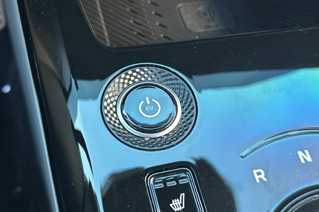 Used 2023 Kia Niro Wave FWD image 27