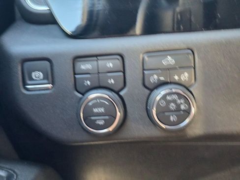 Used 2024 Chevrolet Silverado 1500 RST w/ Convenience Package II AWD/4WD image 17