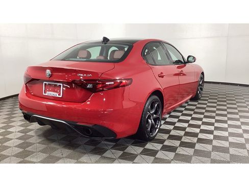 Used 2019 Alfa Romeo Giulia Ti Sport w/ Quick Order Package 22S Sport image 3