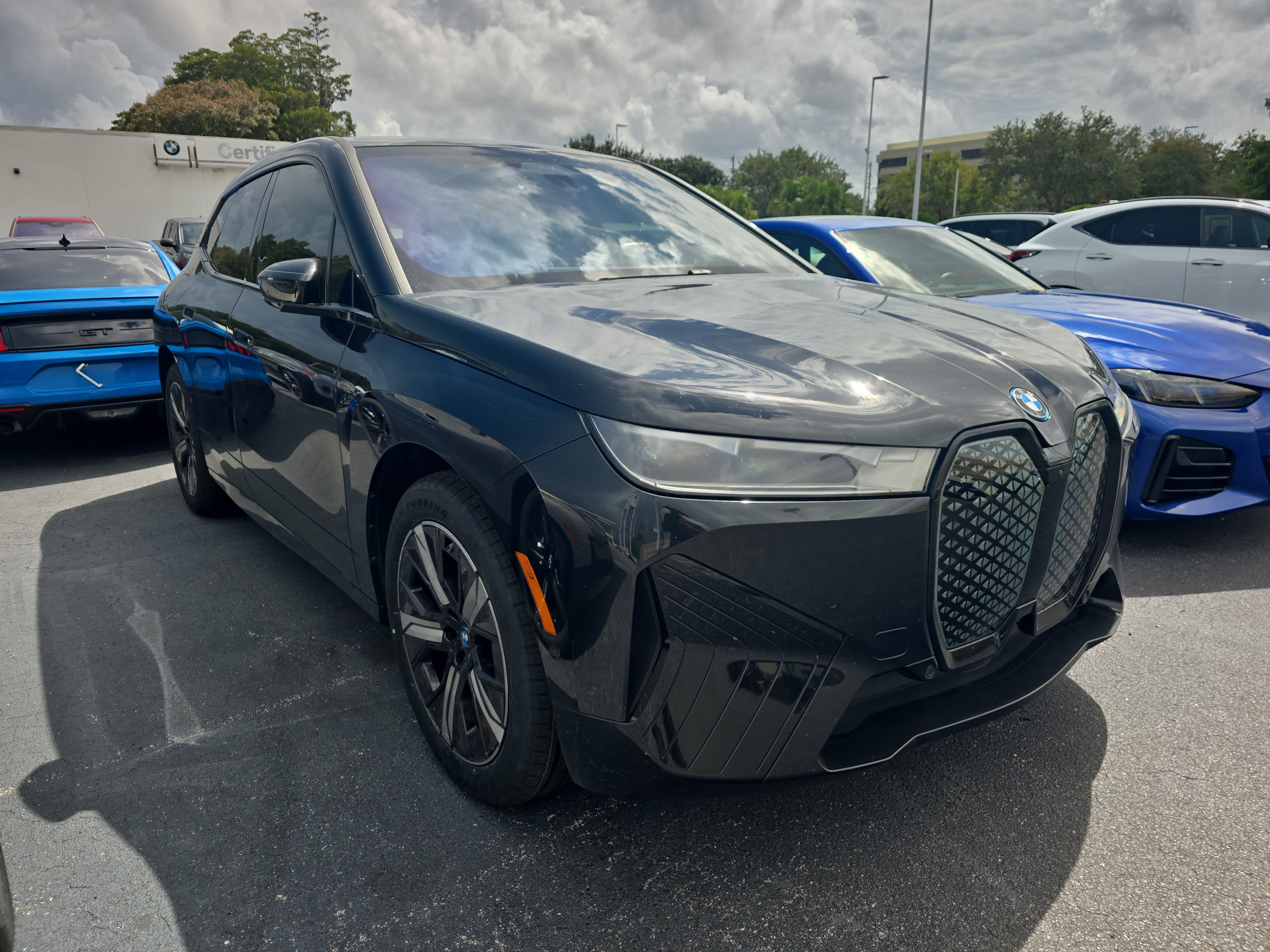 Certified 2024 BMW iX xDrive50 w/ Sport Package AWD/4WD image 1