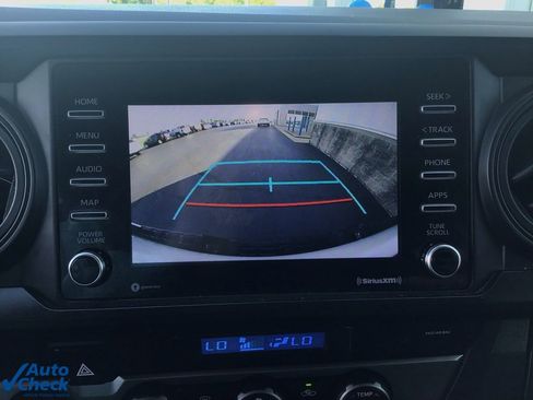 Used 2022 Toyota Tacoma SR image 39