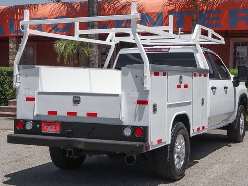 Used 2023 Chevrolet Silverado 3500 W/T AWD/4WD image 10