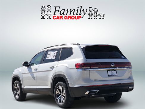 New 2026 Volkswagen Atlas SE image 3