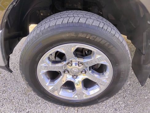 Used 2015 RAM 1500 Laramie w/ Convenience Group image 7