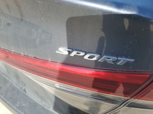 Used 2024 Honda Civic Sport image 11