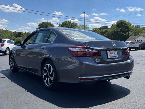 Used 2017 Honda Accord EX-L image 3