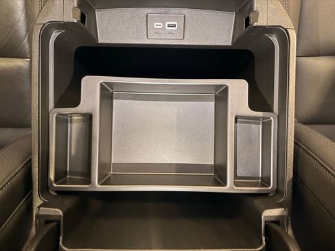 Used 2024 Chevrolet Tahoe Z71 w/ Z71 Off-Road Package image 28