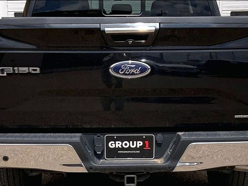 Used 2015 Ford F150 Lariat w/ Equipment Group 502A Luxury AWD/4WD image 31