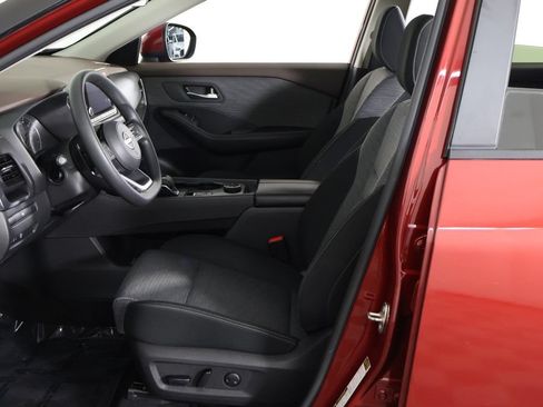 Used 2023 Nissan Rogue SV AWD/4WD image 26