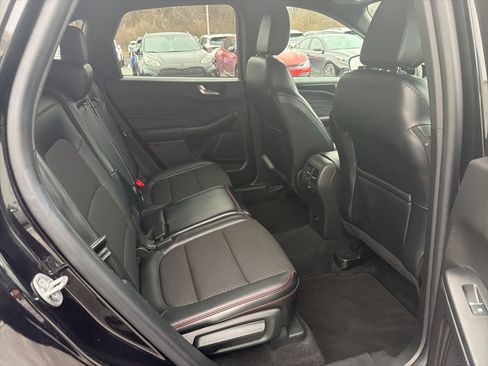 Used 2024 Ford Escape ST-Line image 19