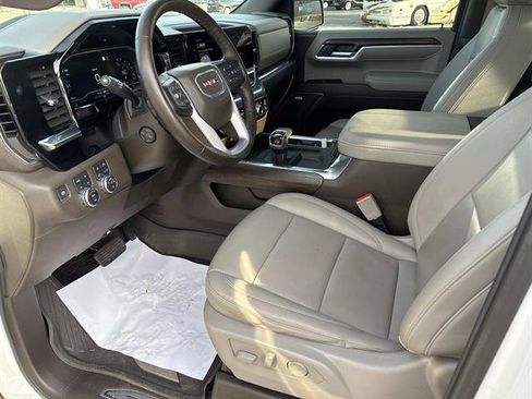 Used 2023 GMC Sierra 1500 SLT w/ SLT Premium Package image 15
