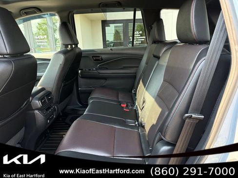 Used 2024 Honda Passport Black Edition image 19