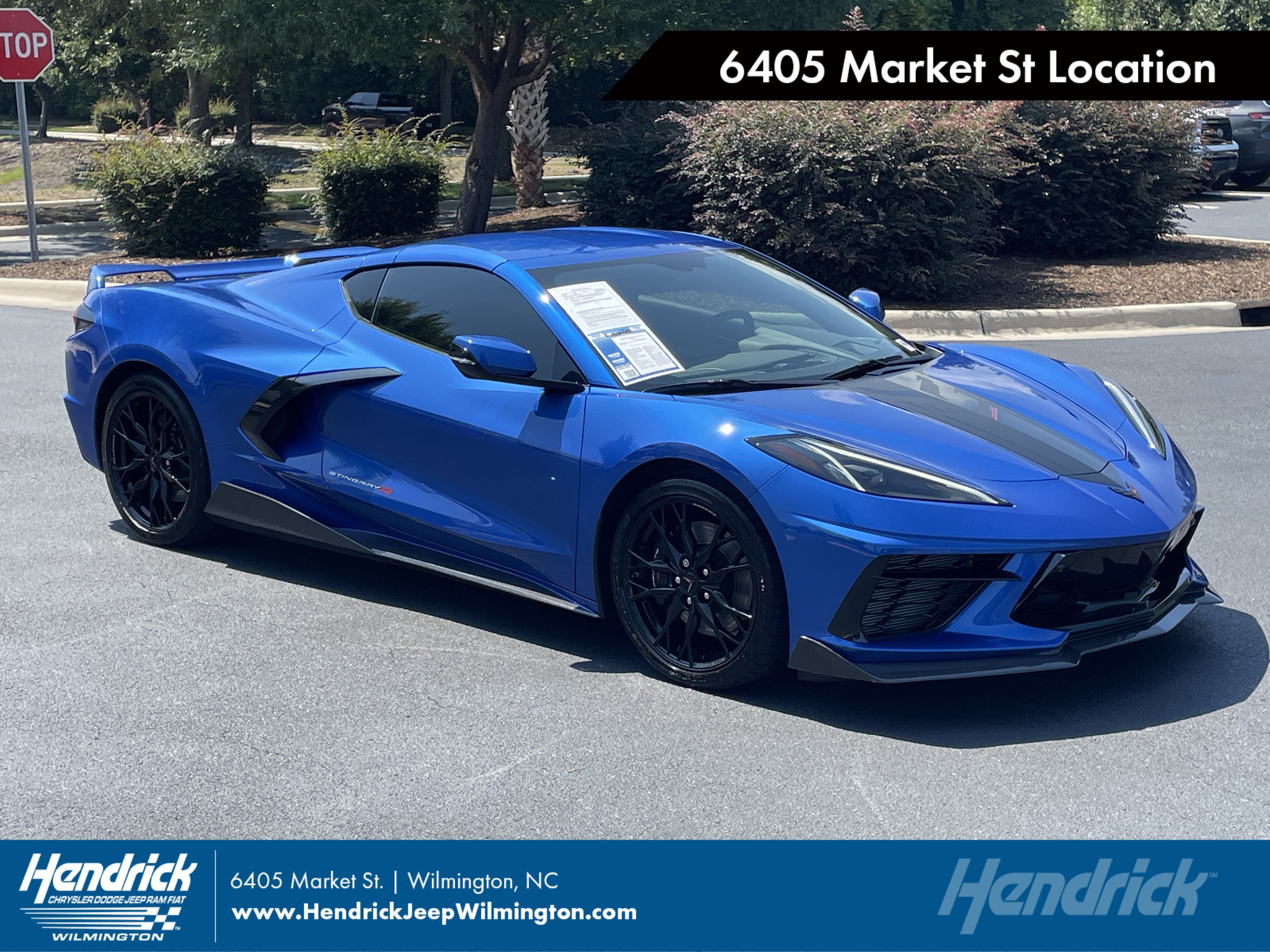 Used 2023 Chevrolet Corvette Stingray Premium Cpe w/ Z51 Performance Package RWD image 1