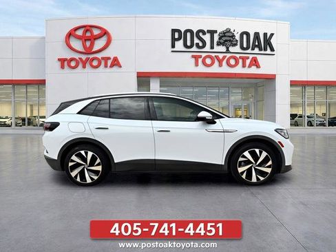 Used 2021 Volkswagen ID.4 Pro S w/ Gradient Package RWD image 9