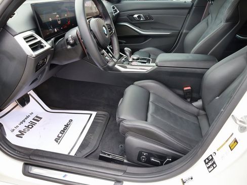 Used 2025 BMW M3 Competition image 11