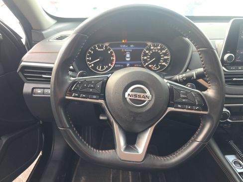 Used 2020 Nissan Altima 2.5 SR image 8