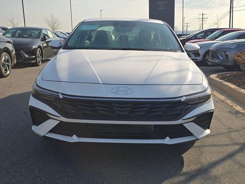 New 2026 Hyundai Elantra Blue image 2