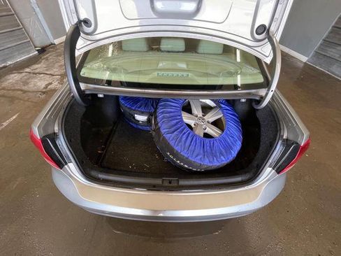 Used 2012 Volkswagen Passat 2.5 SE image 25