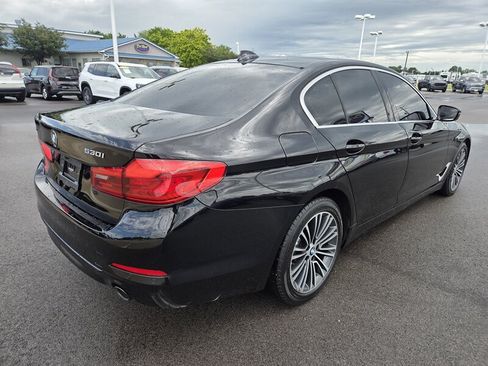 Used 2020 BMW 530i xDrive w/ Convenience Package AWD/4WD image 3