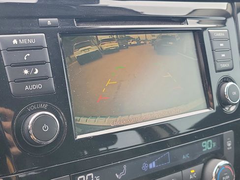 Used 2019 Nissan Rogue Sport SV image 30