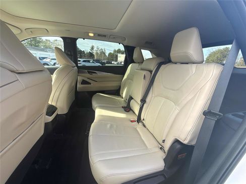 Certified 2025 INFINITI QX60 Luxe w/ Cargo Package image 11