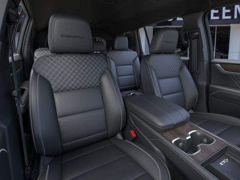 New 2026 GMC Acadia Denali w/ Super Cruise Package FWD image 16