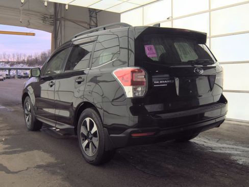 Used 2018 Subaru Forester 2.5i Limited image 11