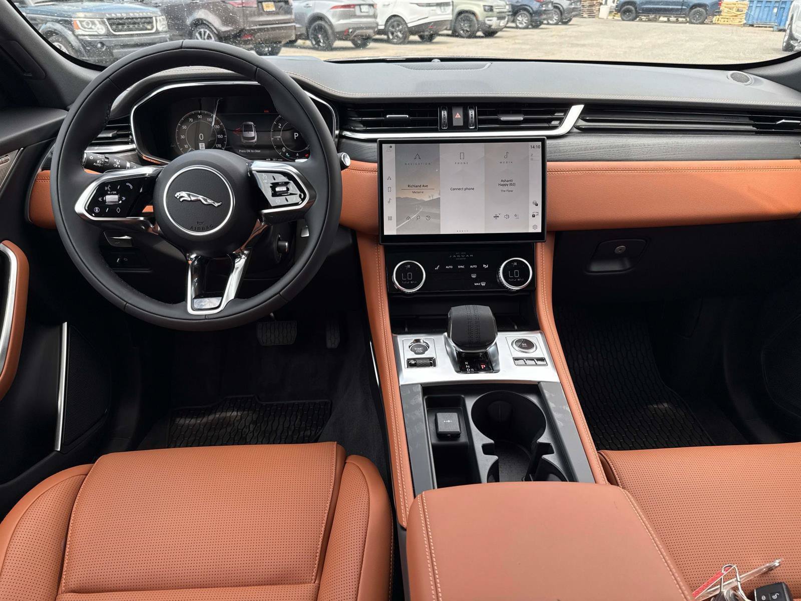 New 2026 Jaguar F-PACE R-Dynamic S AWD/4WD image 8