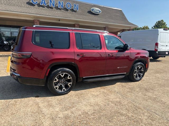 Used 2024 Jeep Wagoneer Series III AWD/4WD image 5