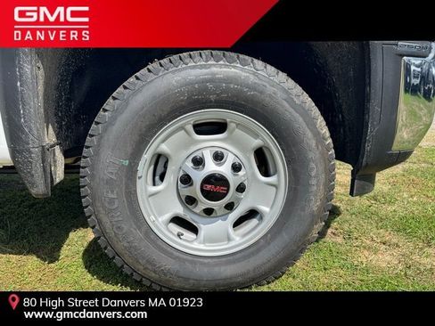 New 2025 GMC Sierra 2500 Pro w/ Convenience Package image 9