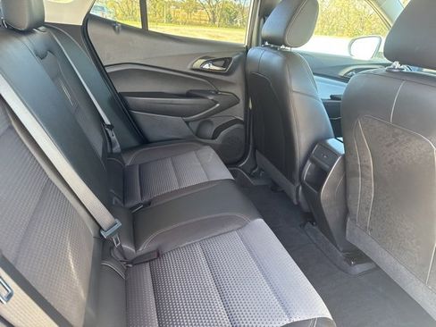 Used 2024 Chevrolet Trax LT image 17