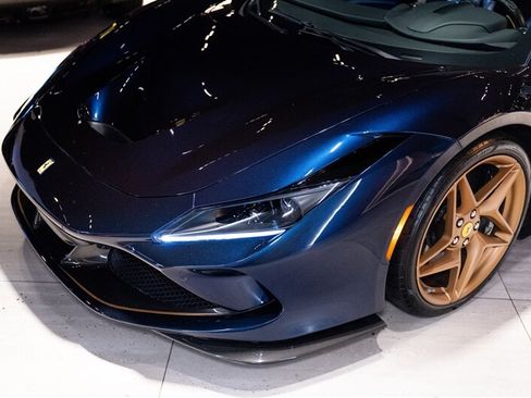 Used 2022 Ferrari F8 Tributo RWD image 15