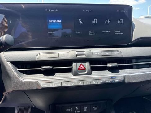 Used 2025 Kia K4 FWD image 30