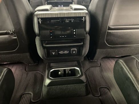 Used 2024 Jeep Wagoneer Series II AWD/4WD image 20