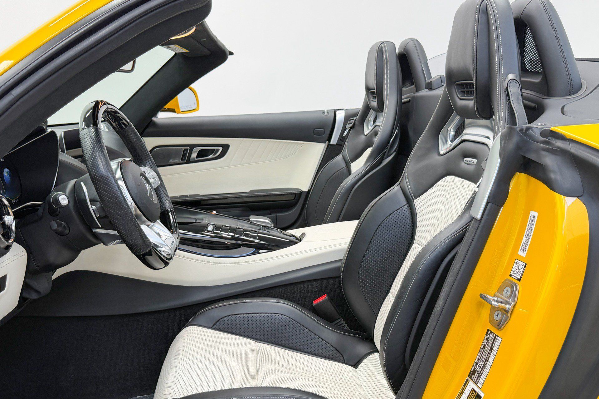 Used 2020 Mercedes-Benz AMG GT C image 22
