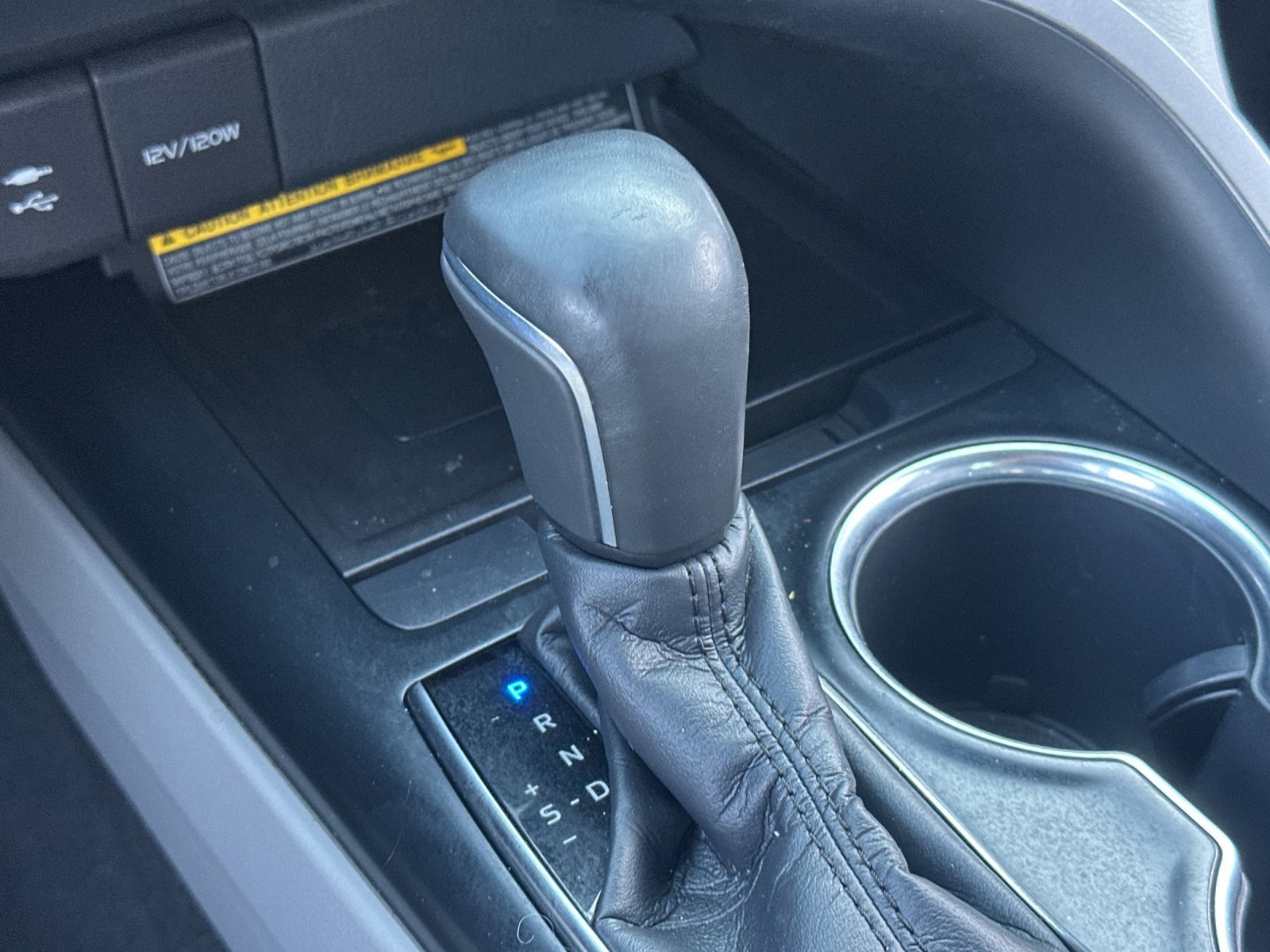 Used 2019 Toyota Camry XLE w/ 4 Season Floor Mat Package FWD image 20