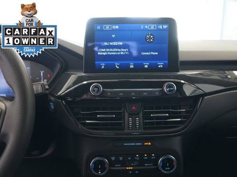 Certified 2025 Ford Escape ST-Line AWD/4WD image 24