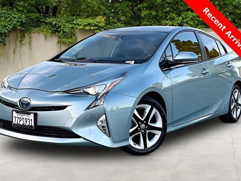 Certified 2017 Toyota Prius Four Touring w/ Premium Convenience Package image 3