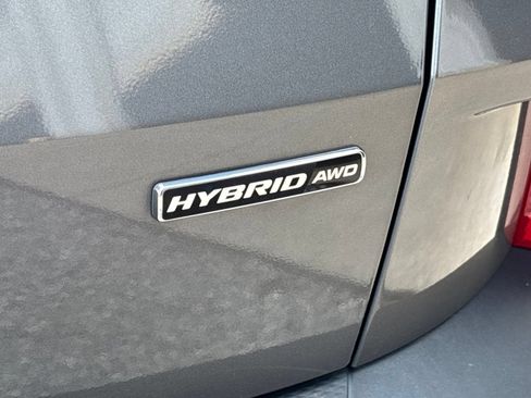 Used 2022 Ford Escape Titanium AWD/4WD image 6