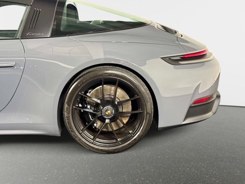 Used 2025 Porsche 911 Targa 4 GTS AWD/4WD image 17