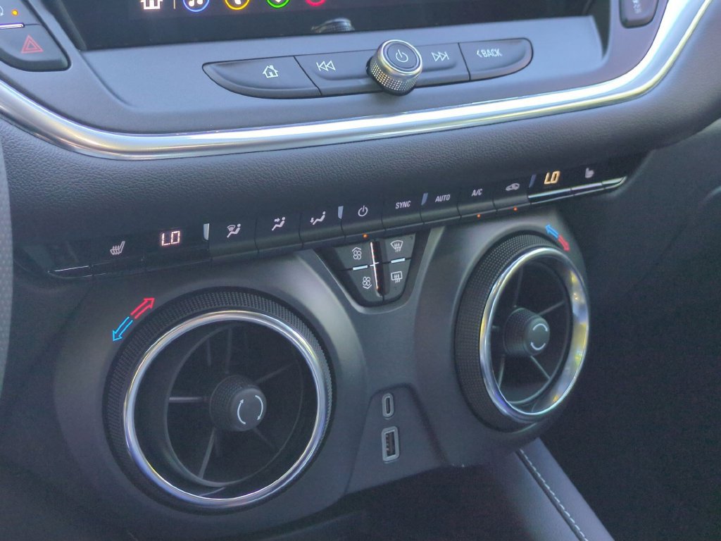 New 2026 Chevrolet Blazer LT w/ Convenience Package FWD image 24