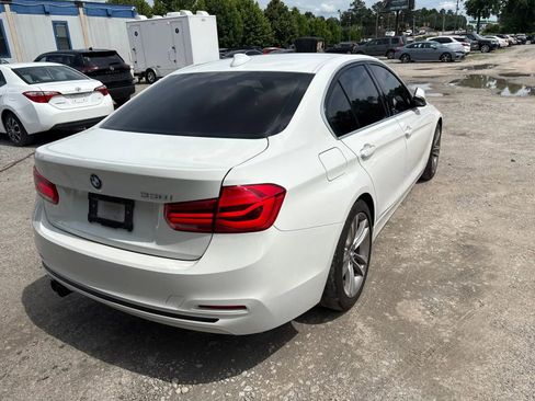 Used 2018 BMW 330i Sedan RWD image 2