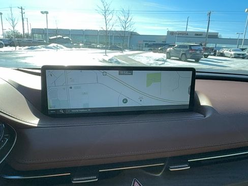 Used 2023 Genesis G80 image 28