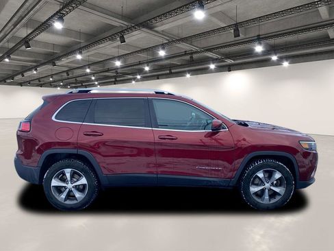 Used 2019 Jeep Cherokee Limited image 6