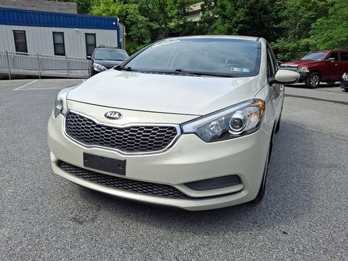 Used 2015 Kia Forte LX FWD image 5