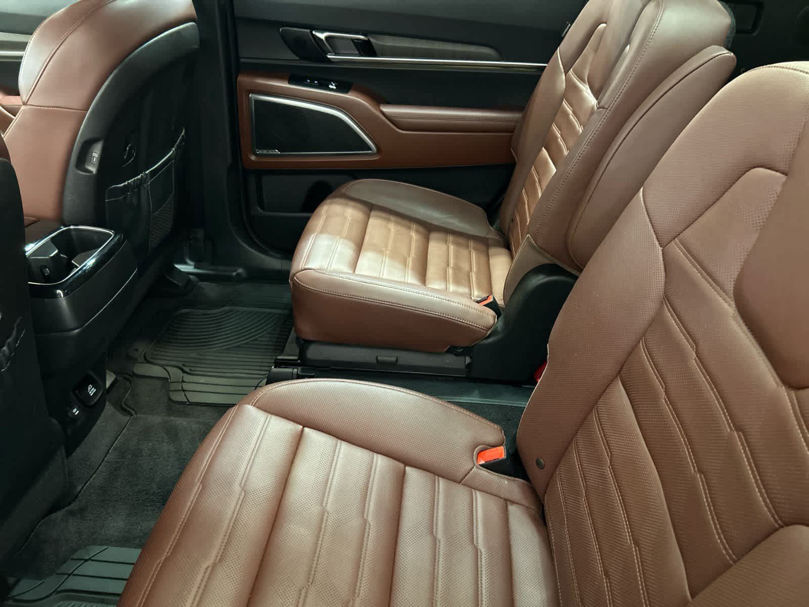 Used 2024 Kia Telluride SX Prestige AWD/4WD image 5
